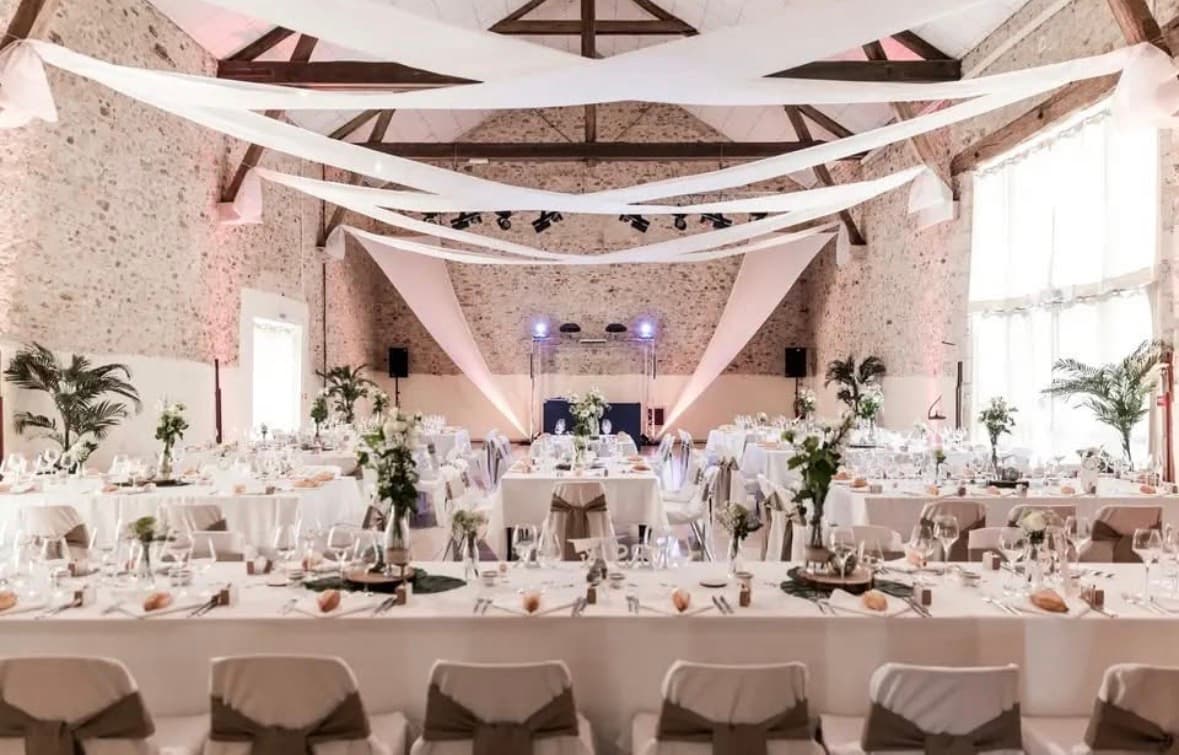Domaine Aux 3 Granges — Salle à 28700